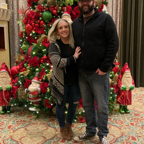 Meet your Posher, Lindsey - Picture 1 of 1